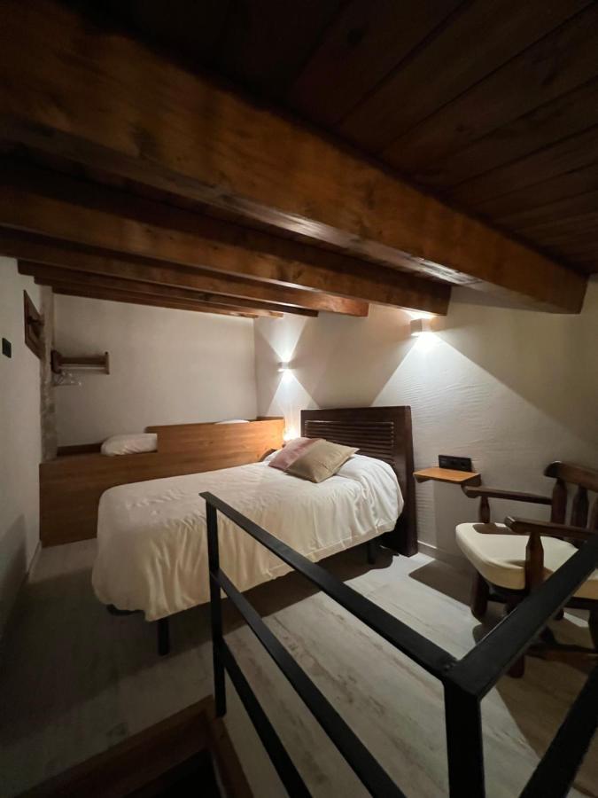 Maison d'hôtes Ca La Gràcia à Cabrianes Extérieur photo